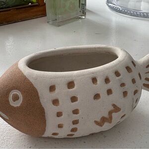 Anthropologie Fish-Shaped Planter - White and Brown